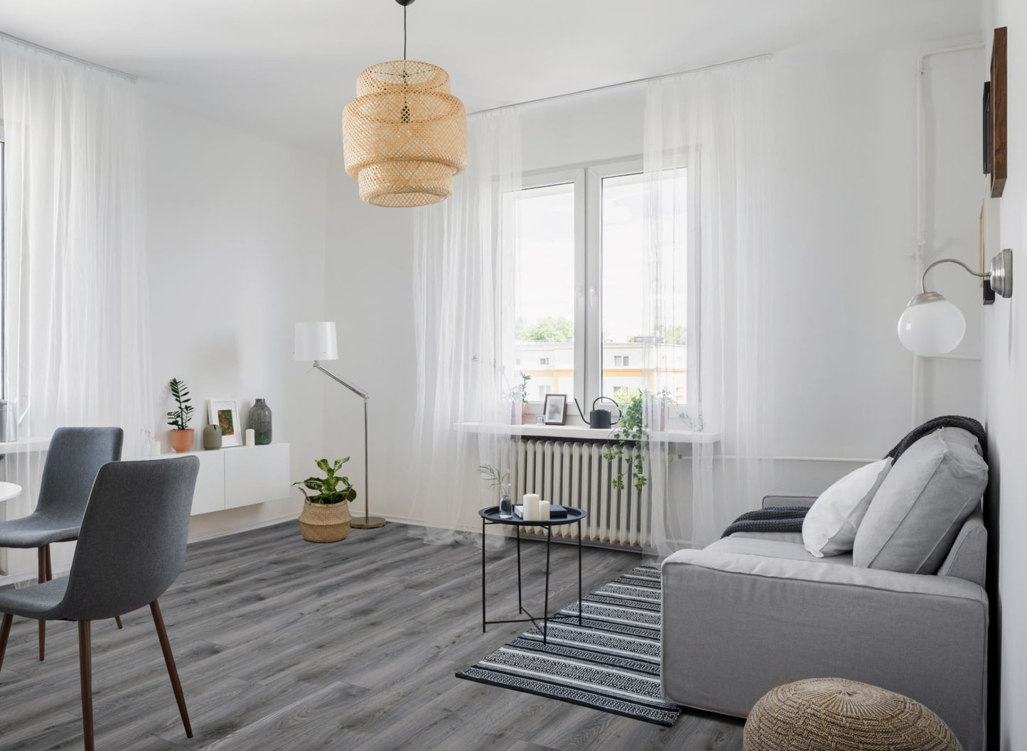 Eurohome Collection Art 12mm Laminates